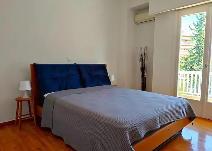 Vironos Extra Bright Apartment - Front Park And Monastery